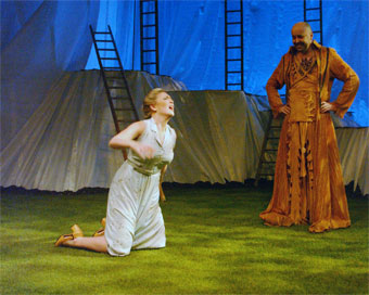 Harlow Playhouse. A Midsummer Nights Dream Design - Malvern Hostick Copyright ©. 