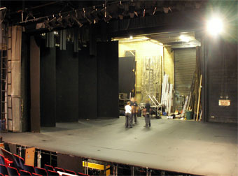 Harlow Playhouse. Design - Malvern Hostick. Oliver. De rigging set.