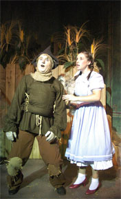 Harlow Playhouse. Designer Malvern Hostick. Wizard of Oz.